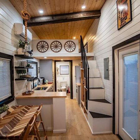 Unique Tiny Home Minutes From Downtown Ellensburg Εξωτερικό φωτογραφία