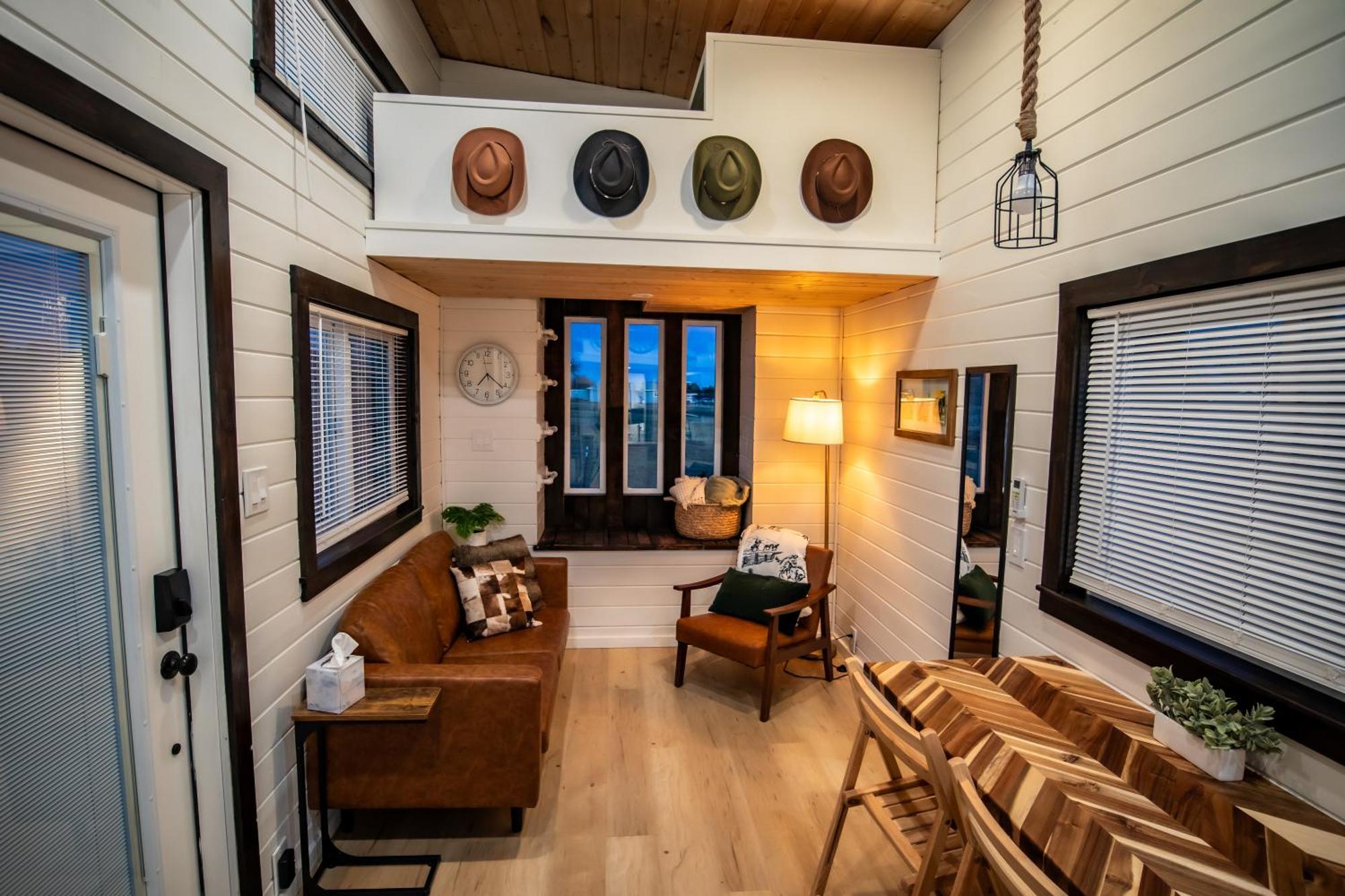 Unique Tiny Home Minutes From Downtown Ellensburg Εξωτερικό φωτογραφία