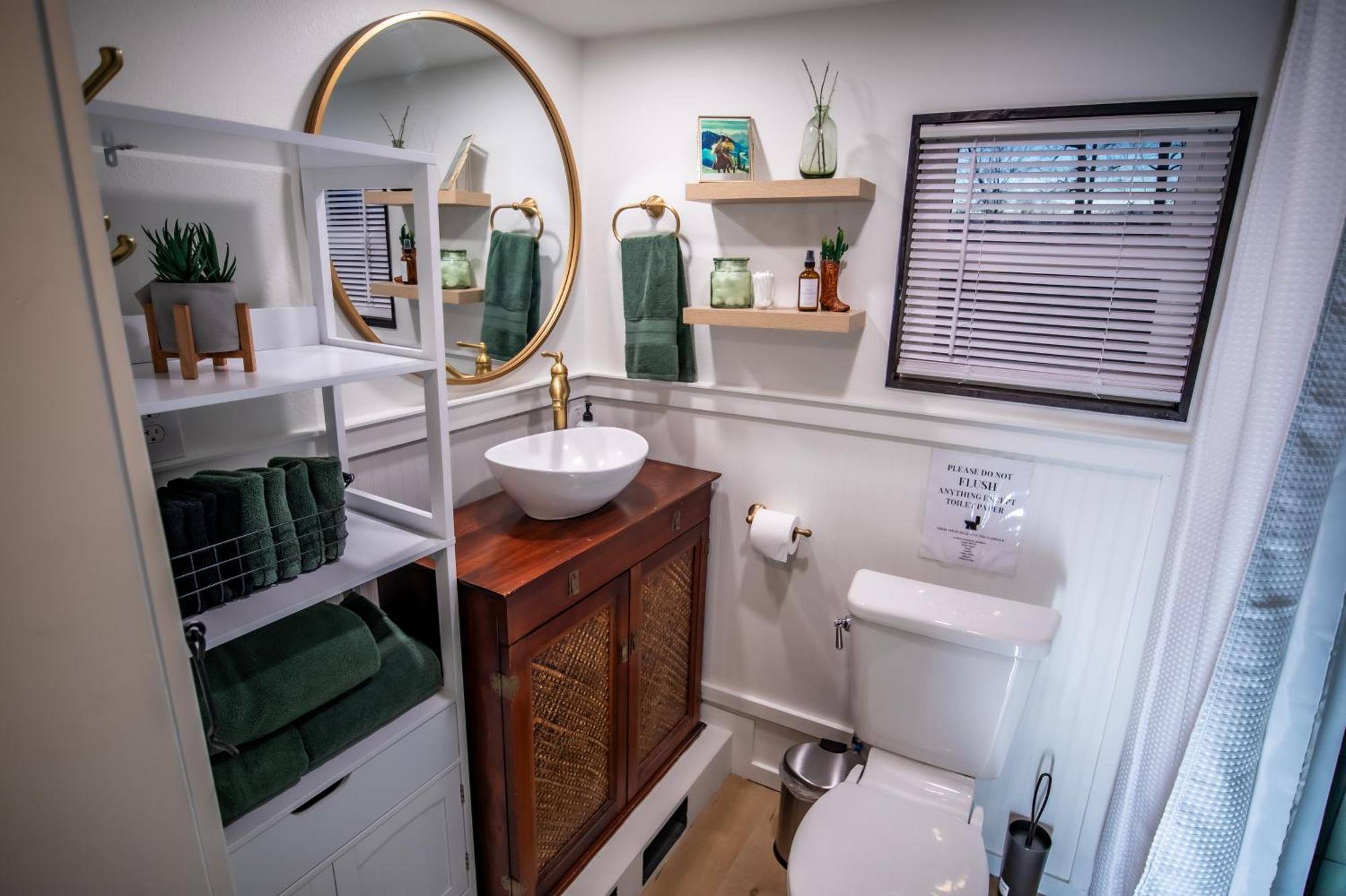 Unique Tiny Home Minutes From Downtown Ellensburg Εξωτερικό φωτογραφία